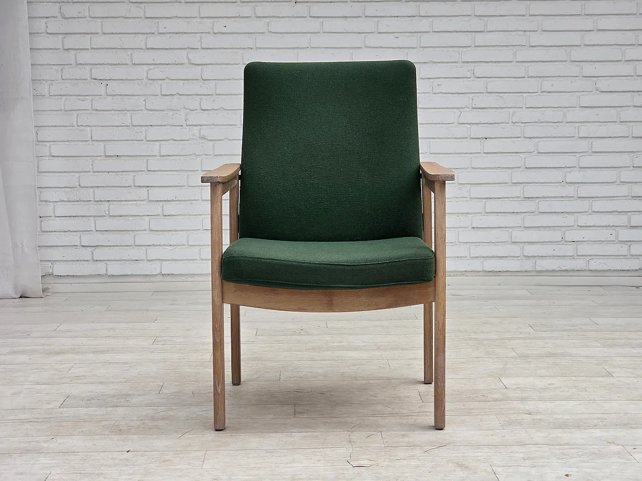 1980s, Danish armchair by Høng Stole, green furniture wool, oak wood. 6