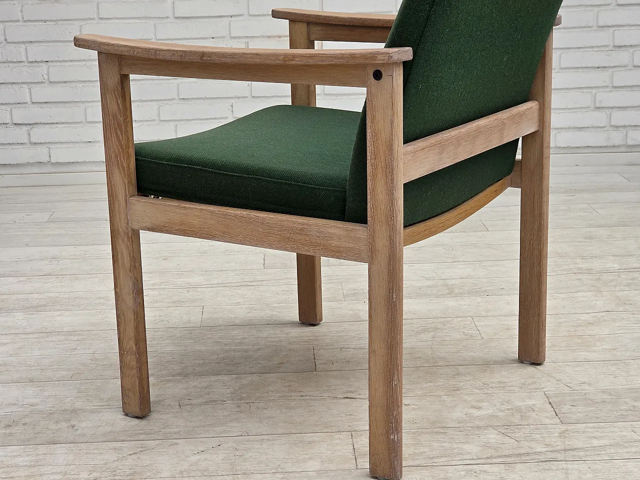 1980s, Danish armchair by Høng Stole, green furniture wool, oak wood. 12