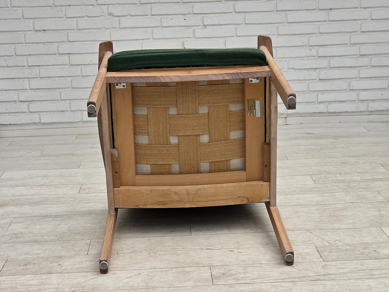 1980s, Danish armchair by Høng Stole, green furniture wool, oak wood. 15