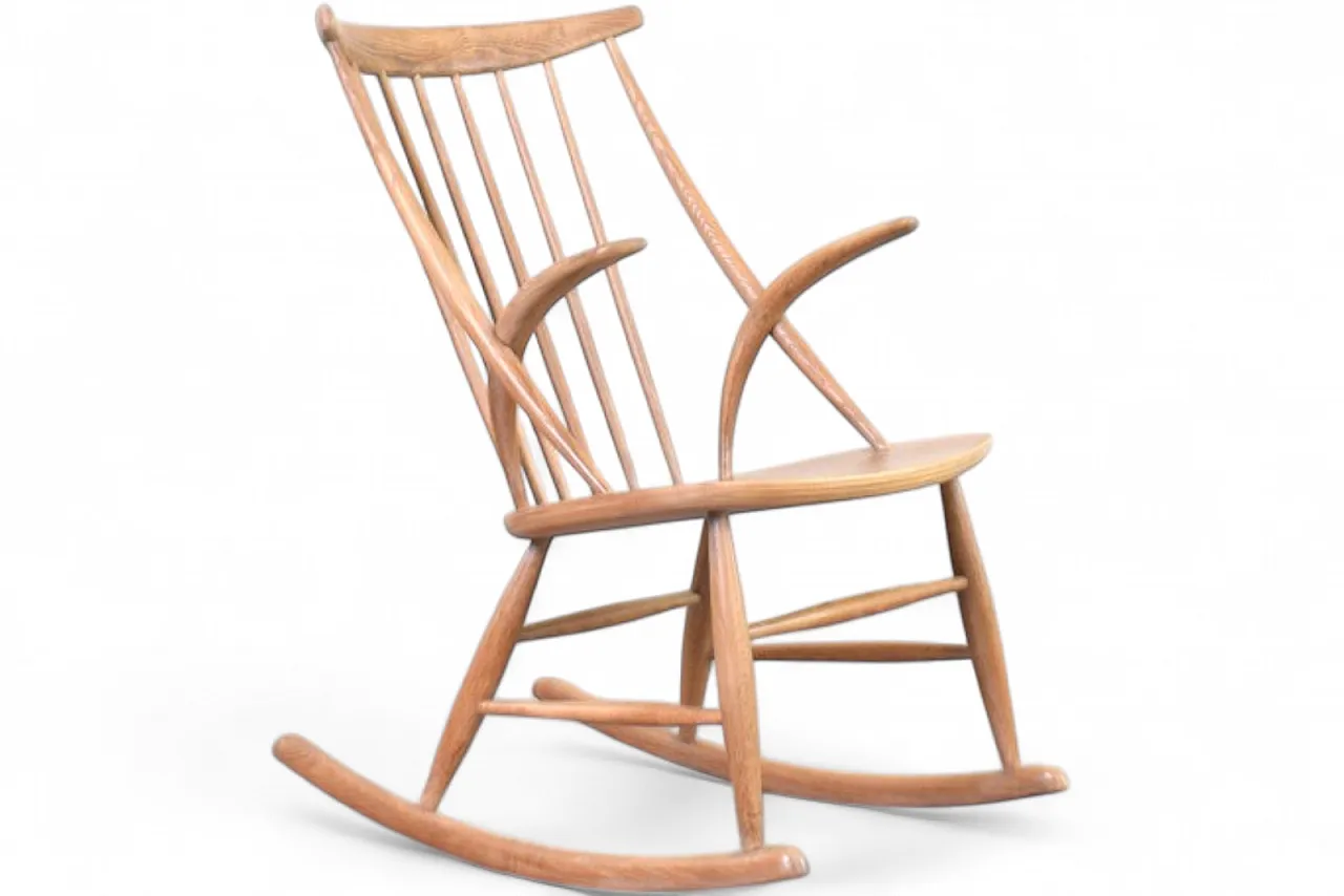 Sedia a dondolo Mid-Century di Illum Wikkelsø per Niels Eilersen, 1950 12