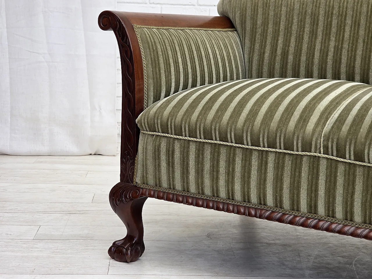 3-seater Danish sofa in green velvet and teak wood, 1950s 15