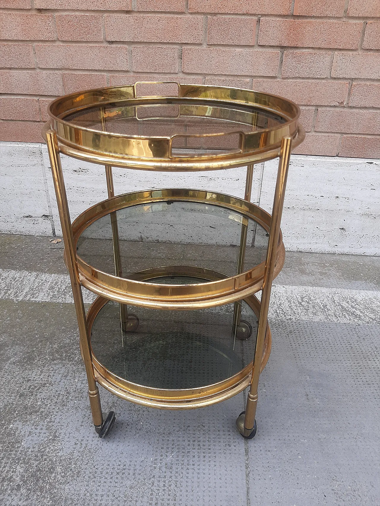 Bar trolley in brass with 3 removable tray shelves, 50s 3