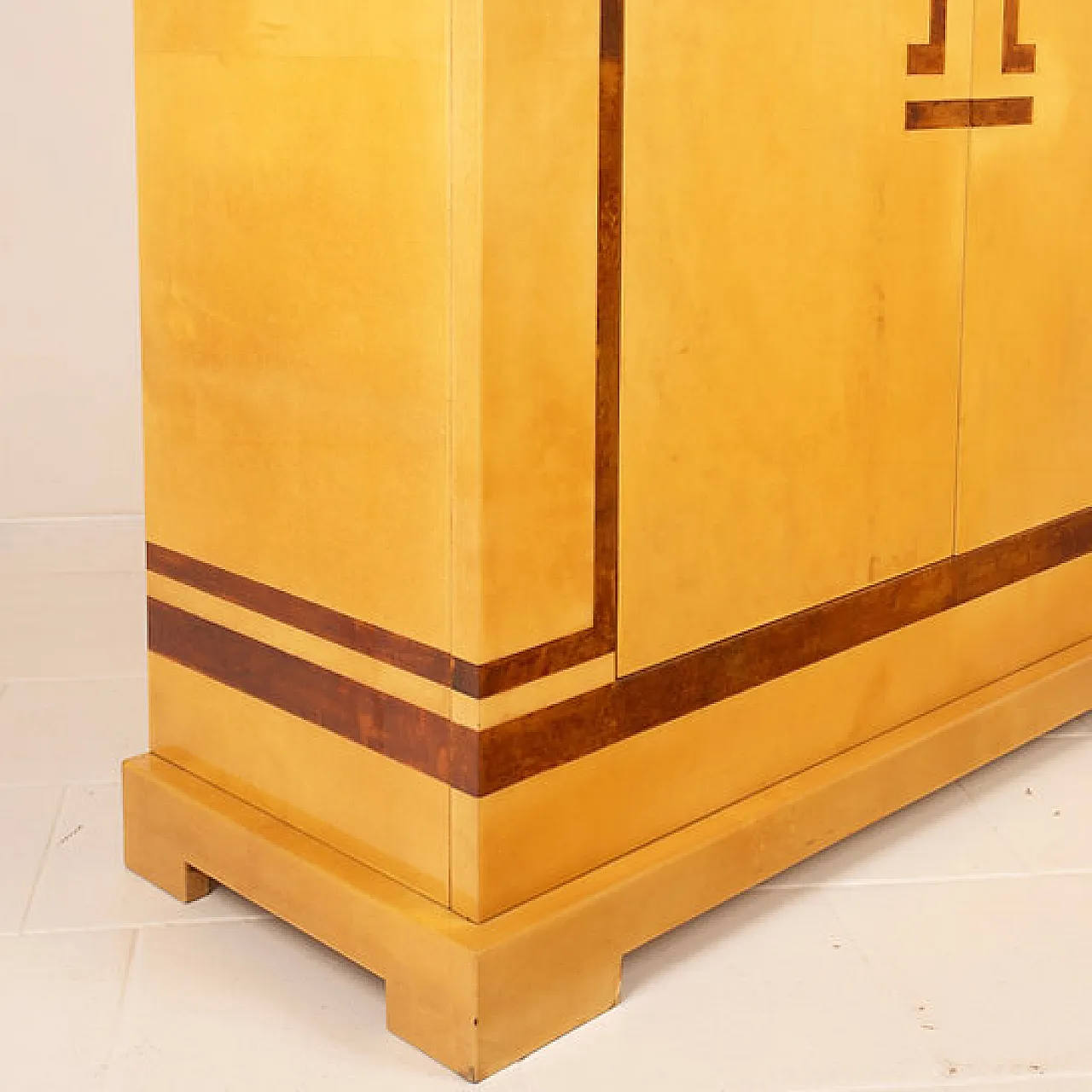 Goatskin parchment bar cabinet by Tura and Valsecchi for Tura, 1970s 8