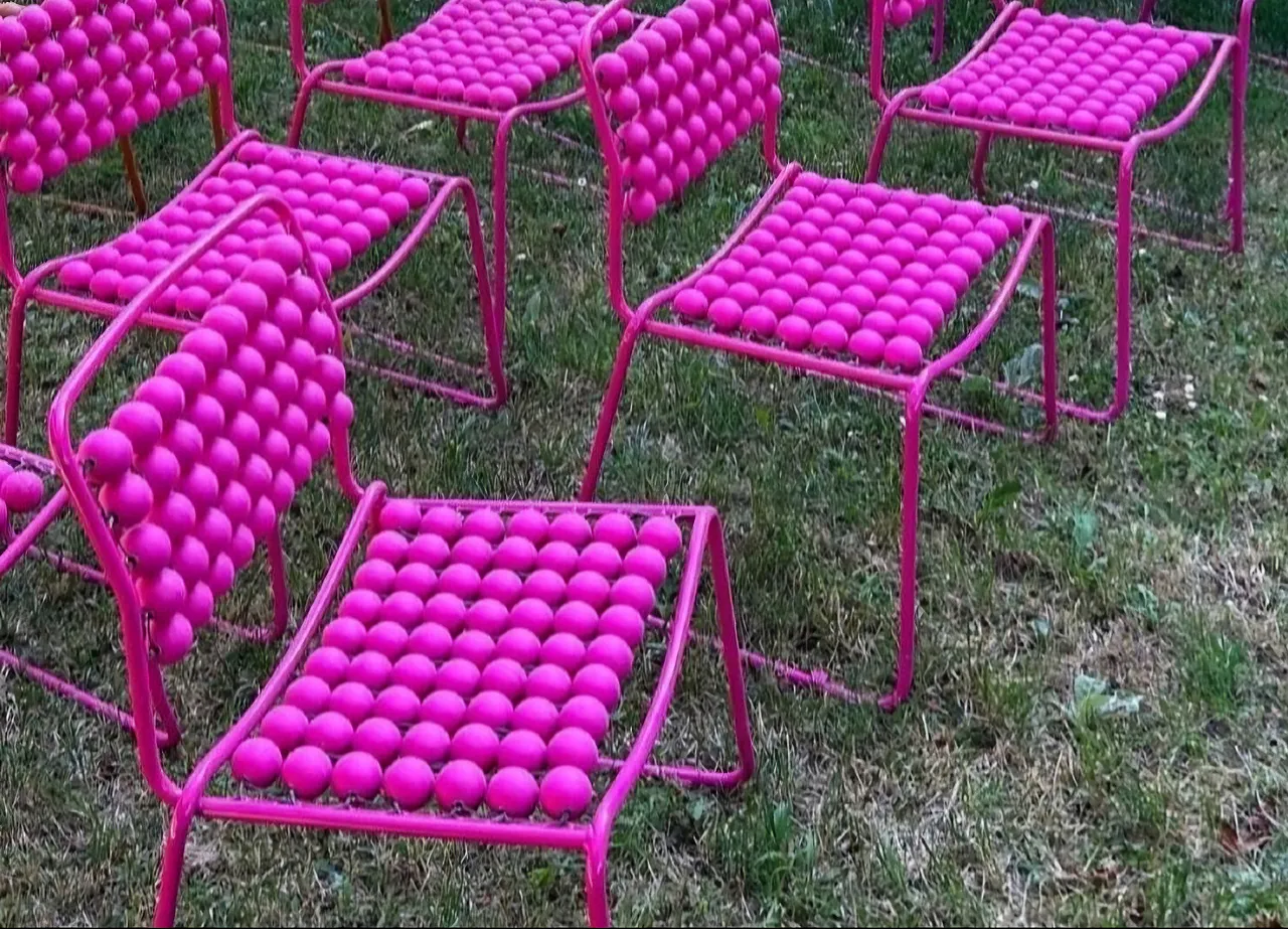 10 Iconic Pop-Art Pink Ball Grid Chair, Late 20th Century 5