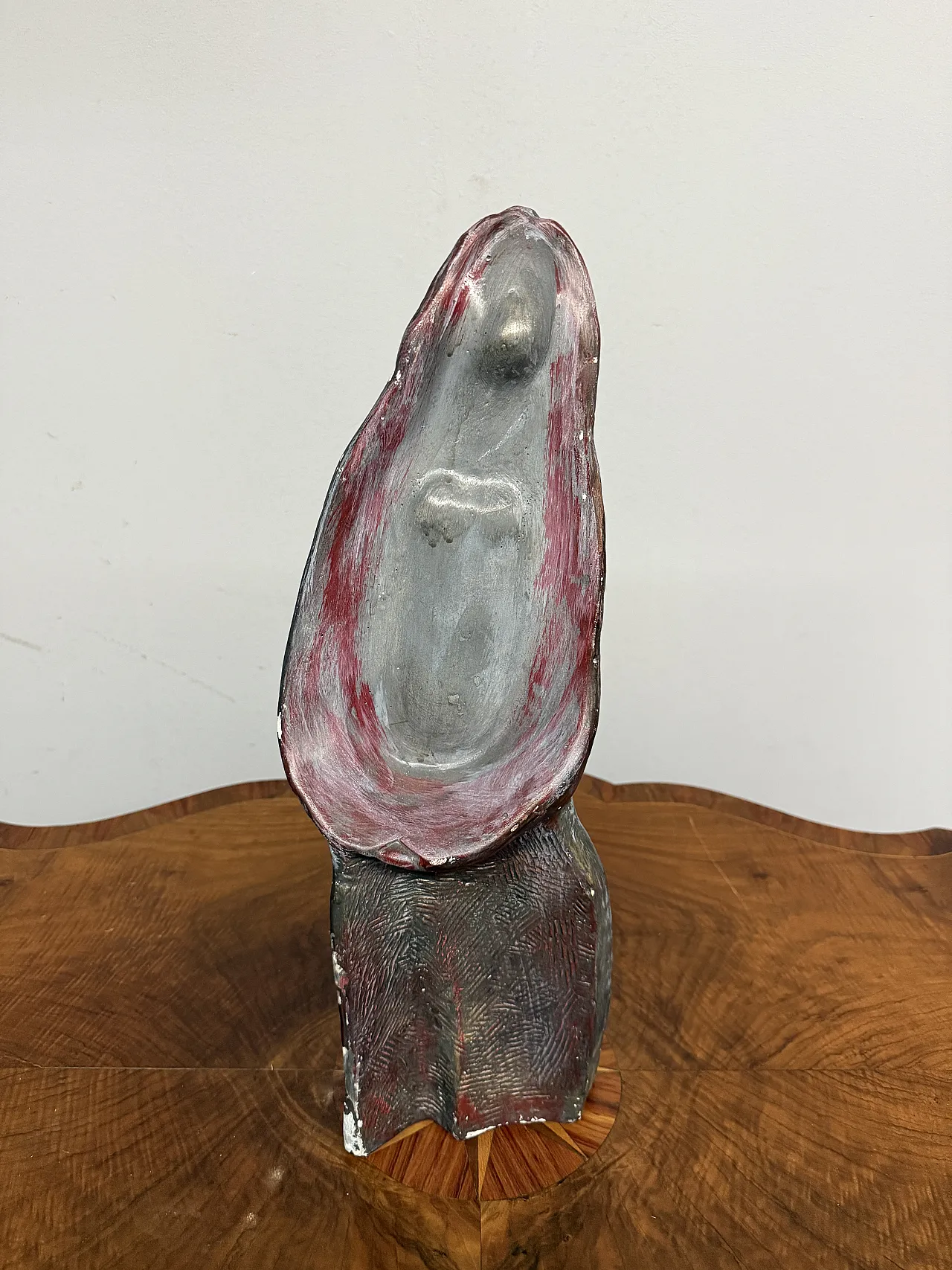 Scultura in gesso raffigurante la Vergine Maria, anni '50 1