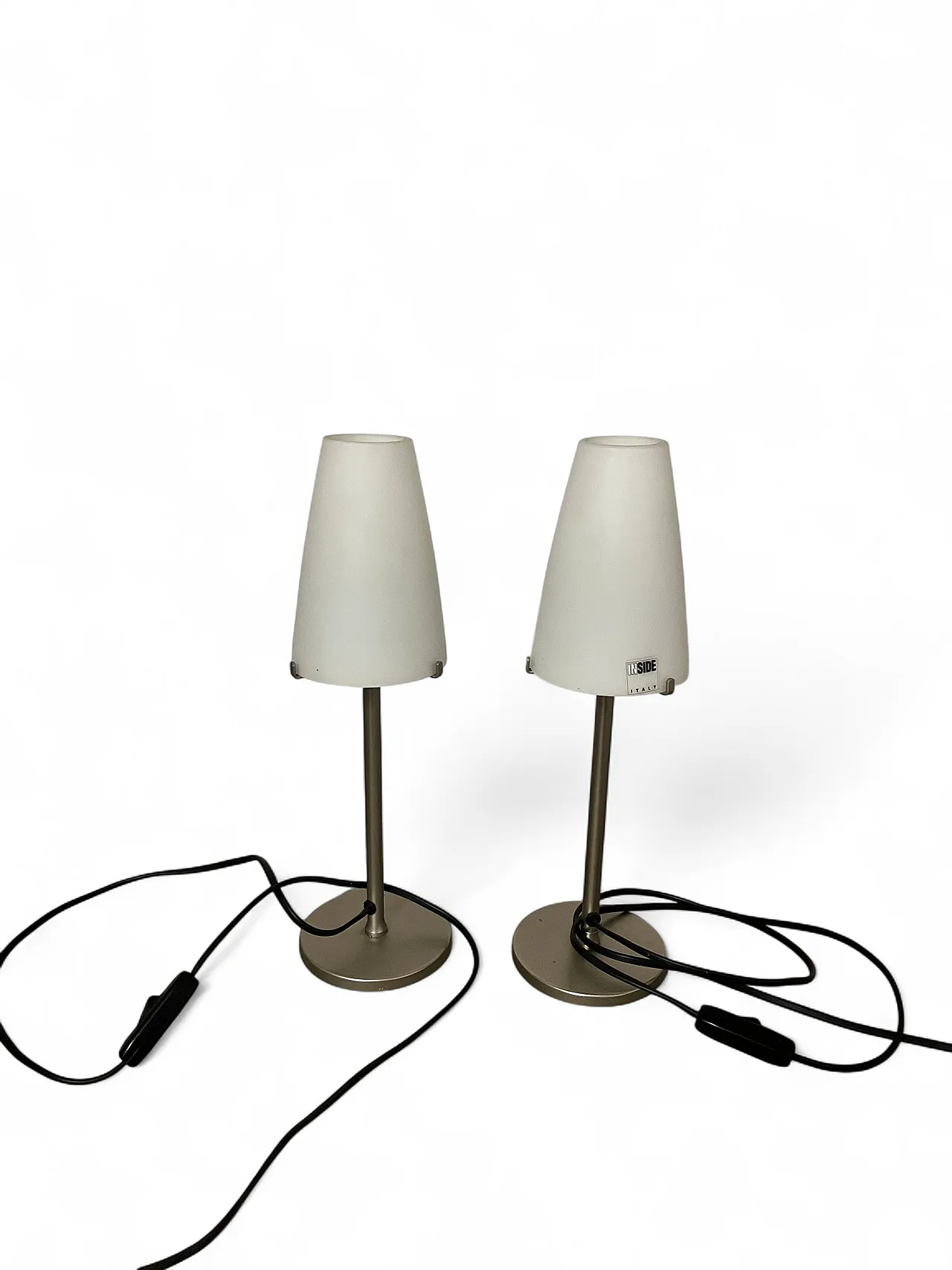 Coppia di lampade da tavolo in vetro satinato, fine '900 8