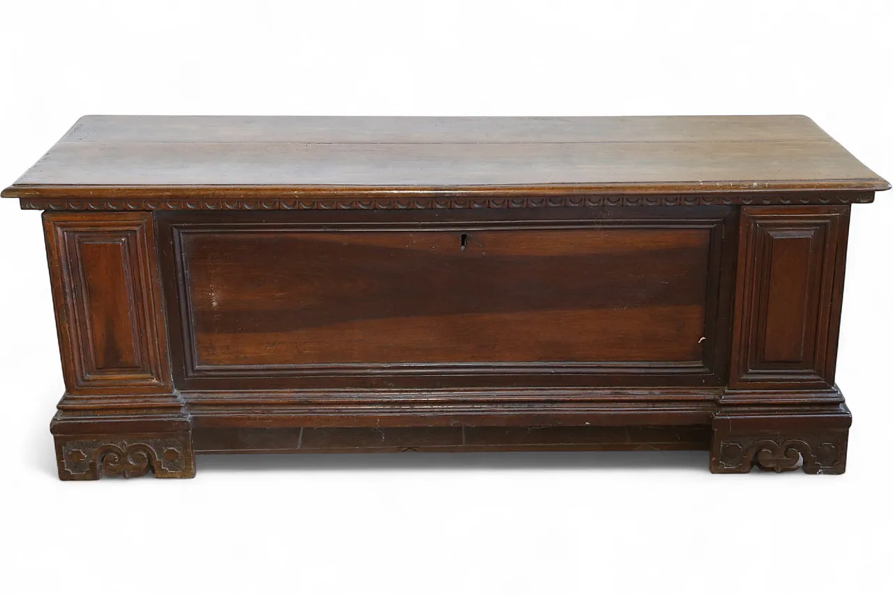 Venetian chest in solid Baroque walnut, 18th century 25
