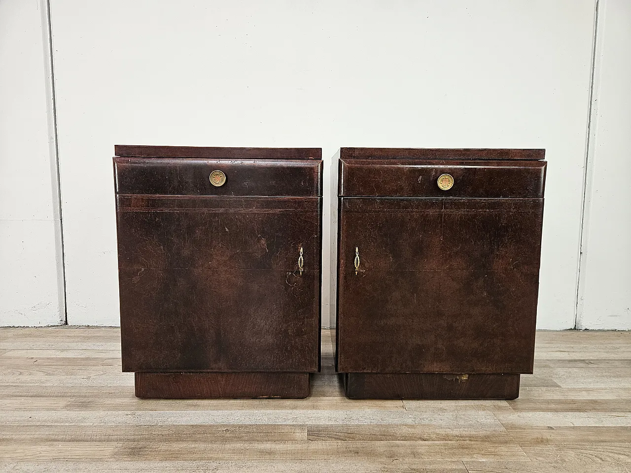 Art Deco bedside tables in oak root 2