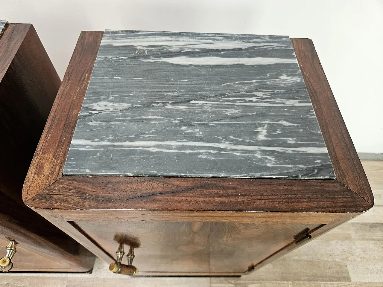Pair of 1930s Art Deco bedside tables in walnut root with marble 7