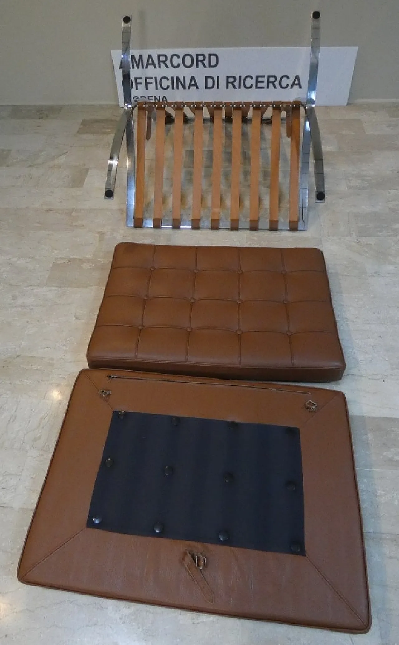 Chair in steel and leather in the style of Knoll, 1980s 13