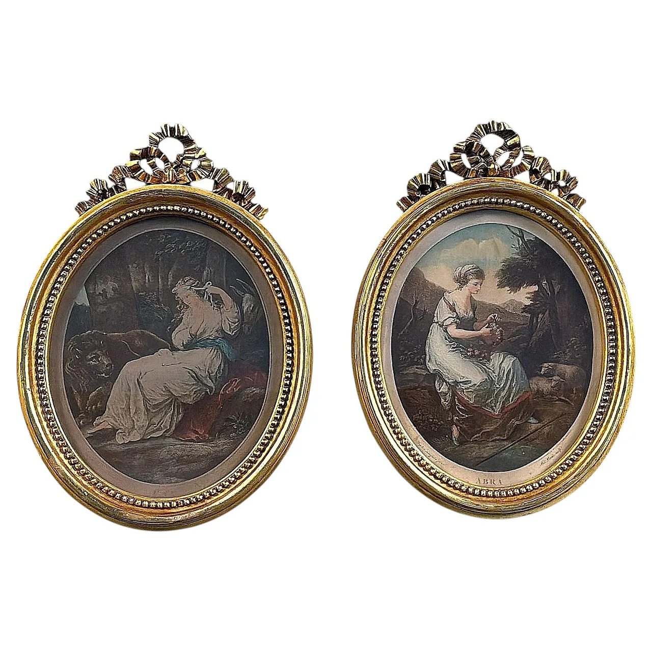 Pair of oval engravings in gilt french frames, 18th century 1