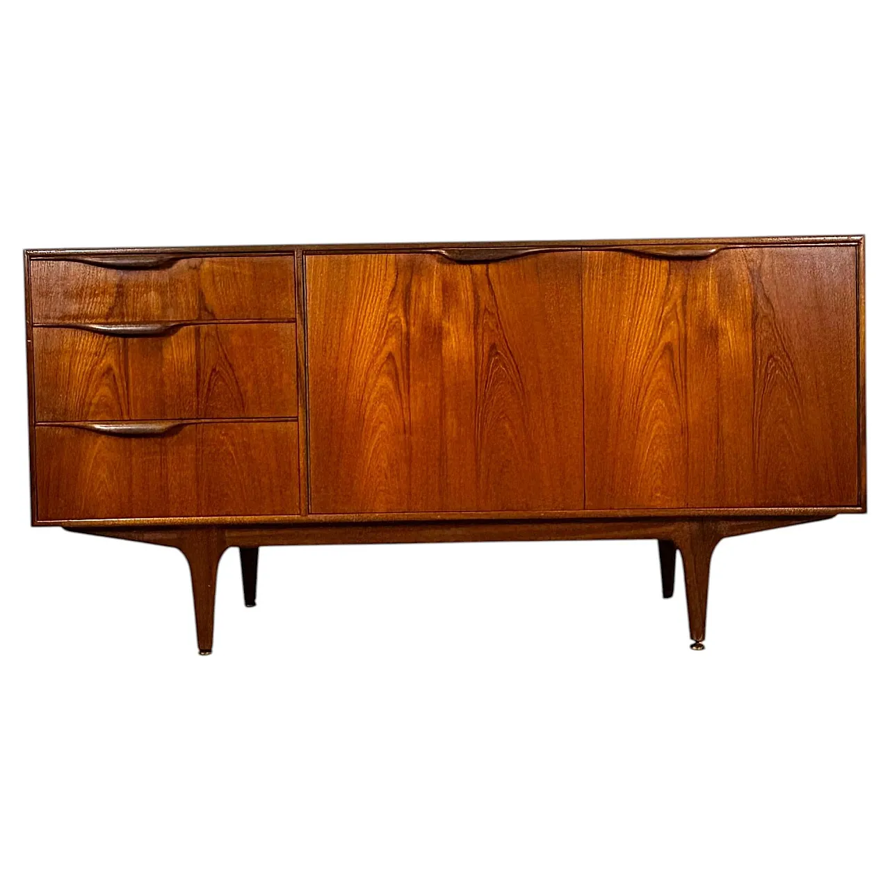 Sideboard A.H. McIntosh in teak scozzese Mid-Century, anni ’60 1