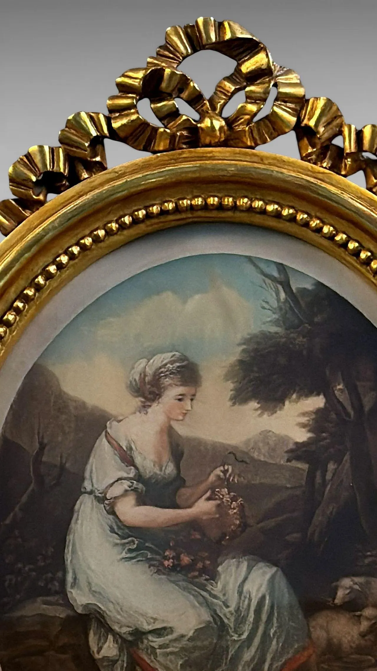 Pair of oval engravings in gilt french frames, 18th century 8