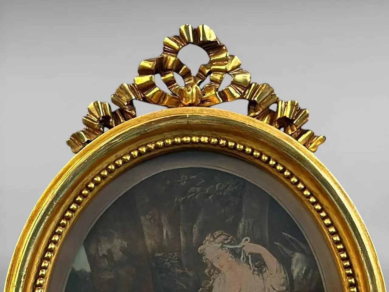 Pair of oval engravings in gilt french frames, 18th century 10