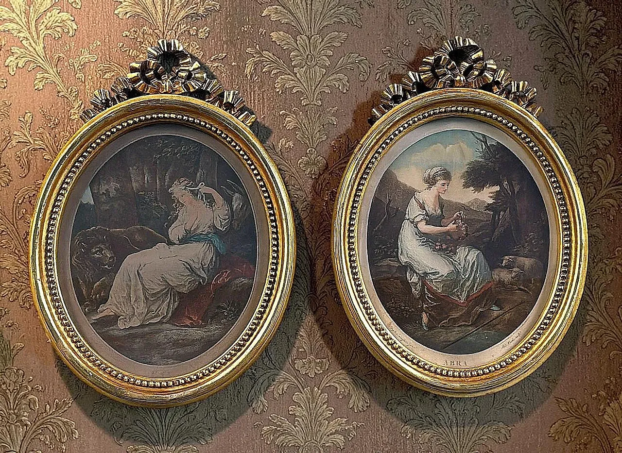 Pair of oval engravings in gilt french frames, 18th century 18