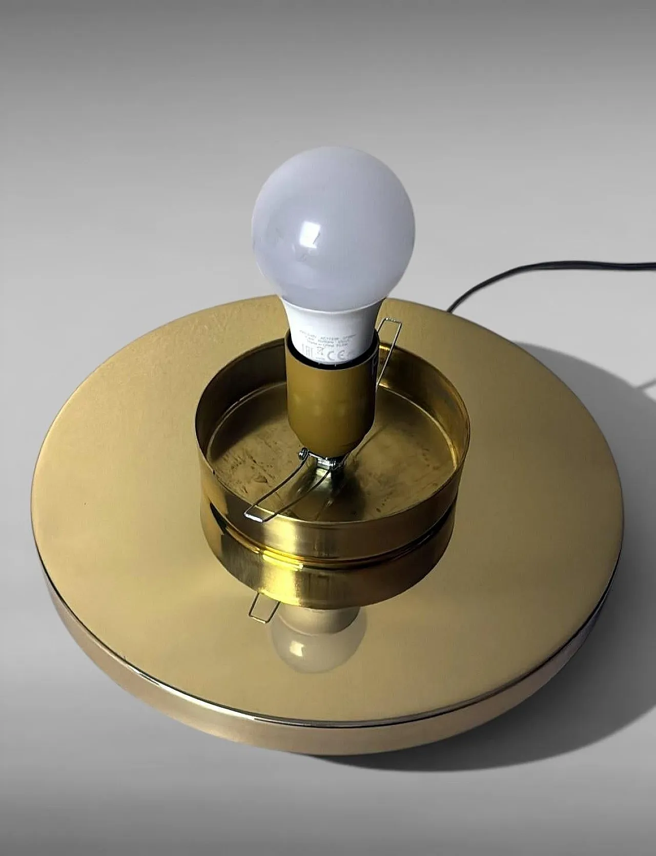 Pair of lamps with brass bases and opal glass shades, 1980s 14