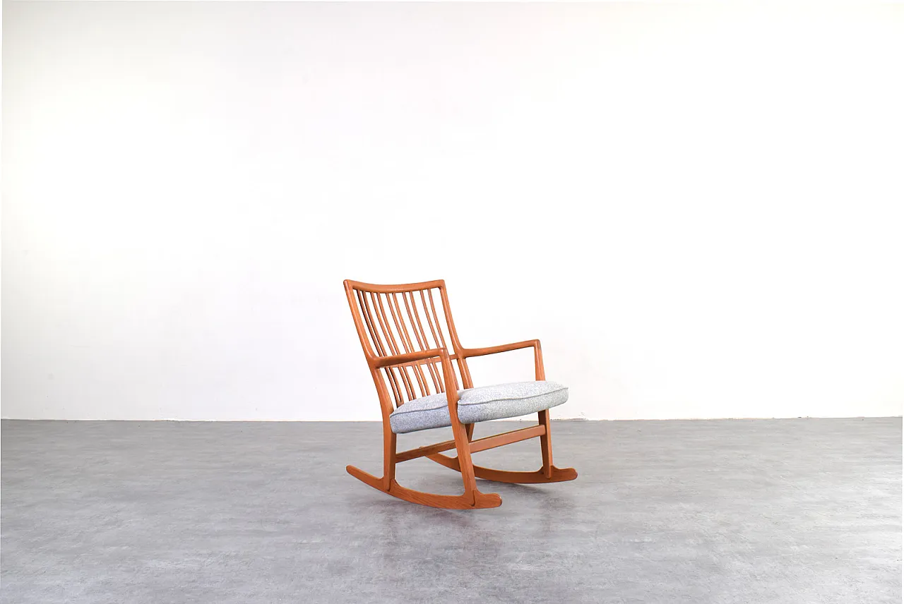 Sedia a dondolo ML33 in quercia di Hans J. Wegner per A/S Mikael Laursen, anni '50 1