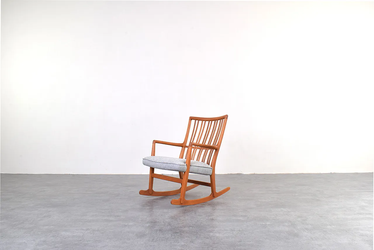 Sedia a dondolo ML33 in quercia di Hans J. Wegner per A/S Mikael Laursen, anni '50 2