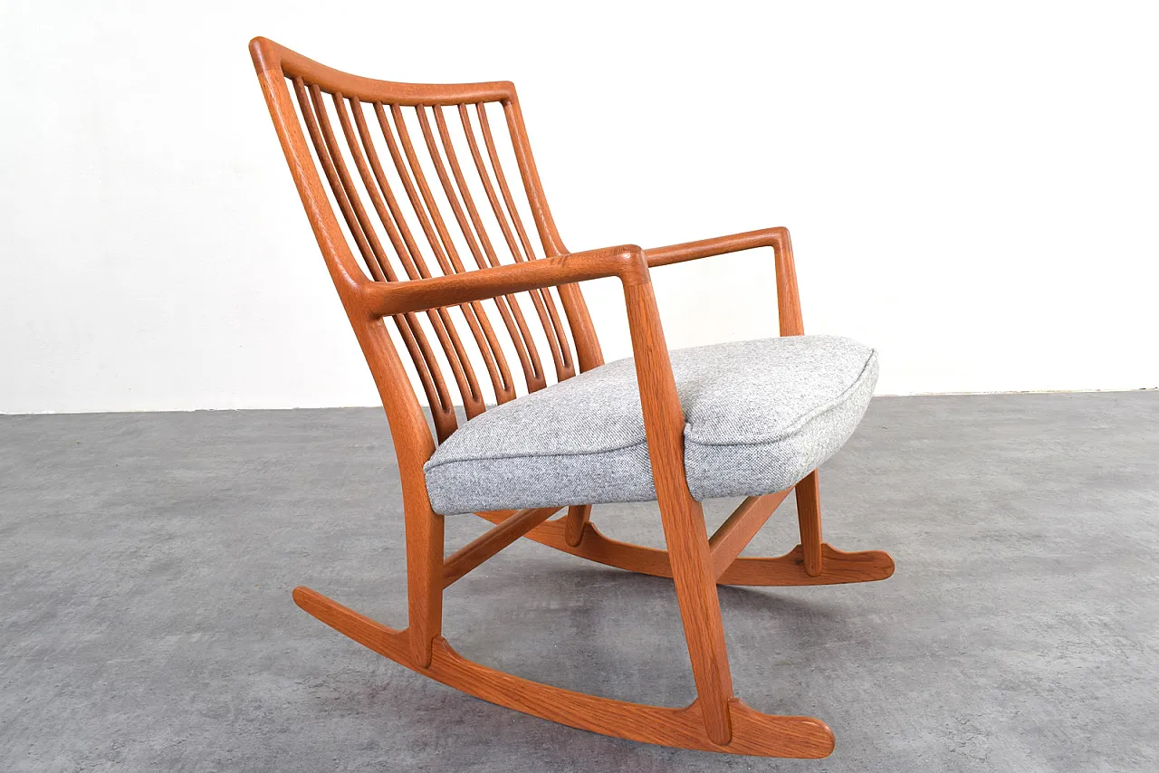 Sedia a dondolo ML33 in quercia di Hans J. Wegner per A/S Mikael Laursen, anni '50 10