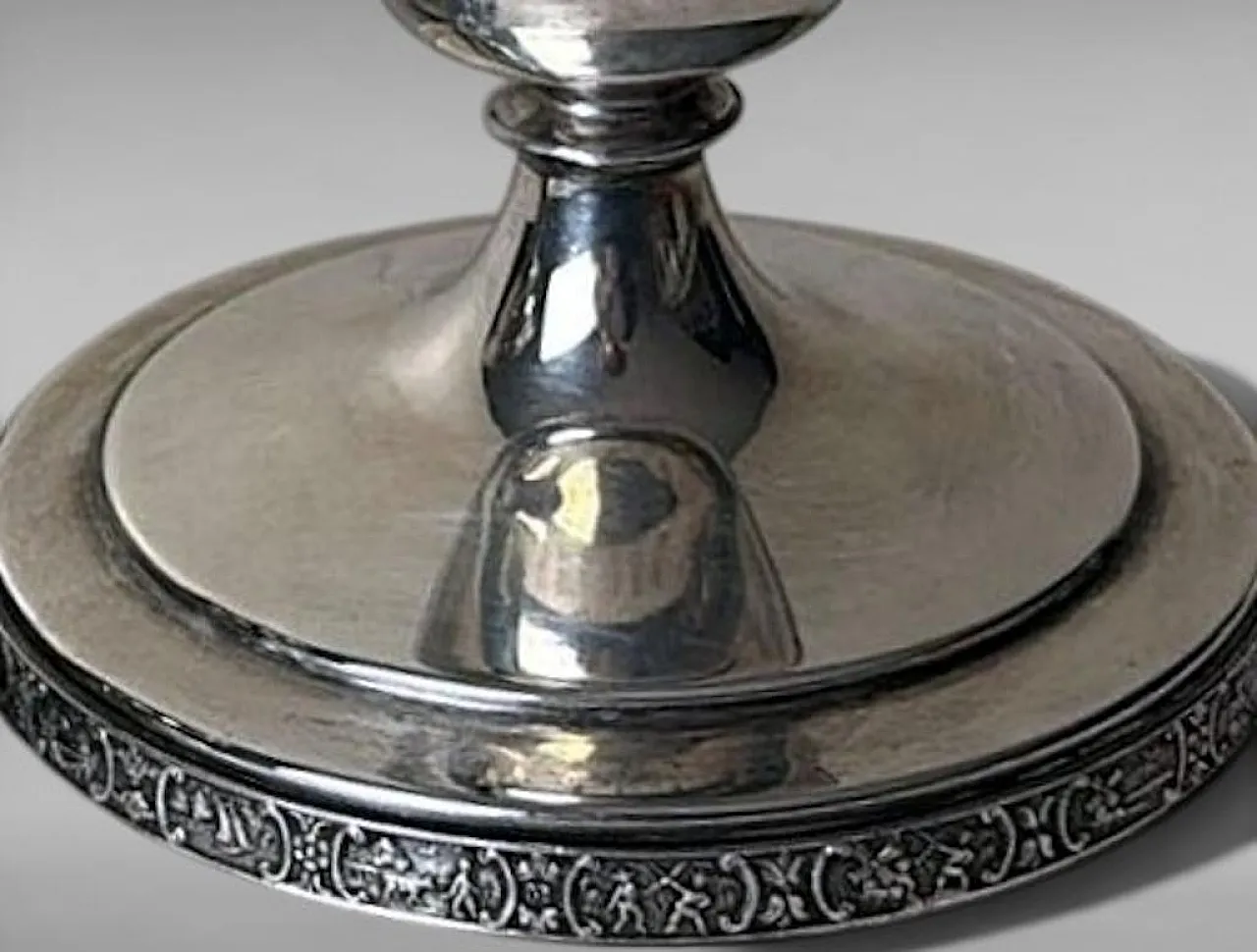 Coppia di candelabri in argento Dutchardt di Bernard Rice, anni '50 15