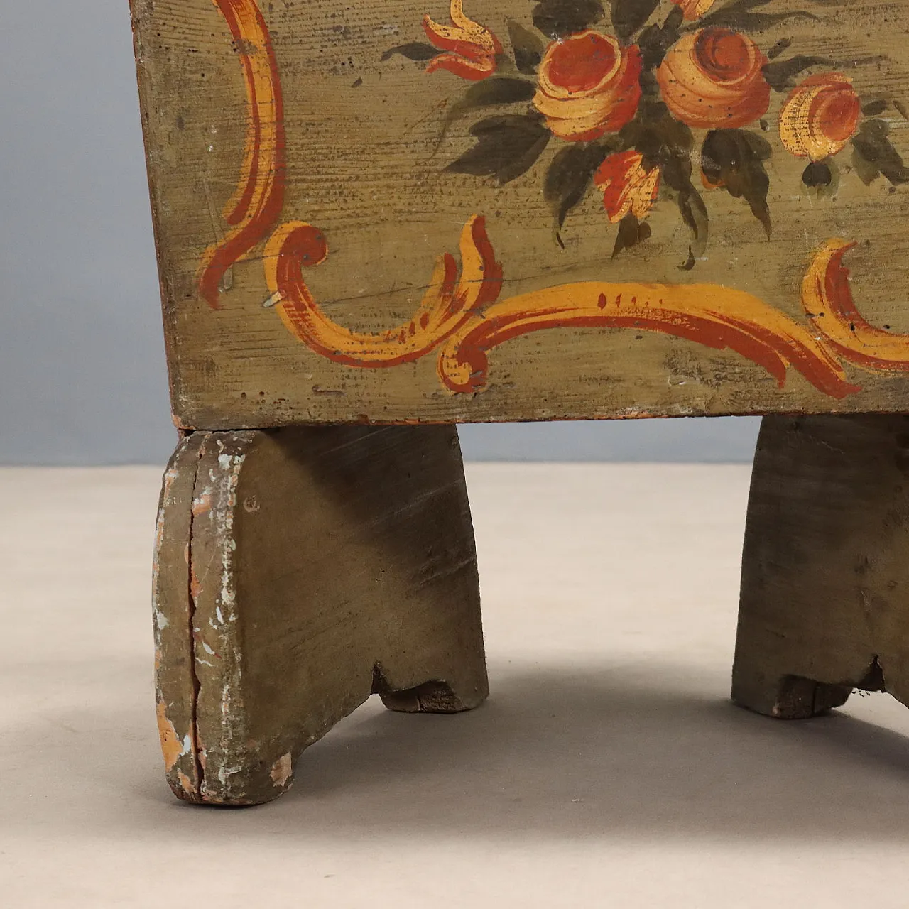 Chair in lacquered and painted fir, 19th century 7