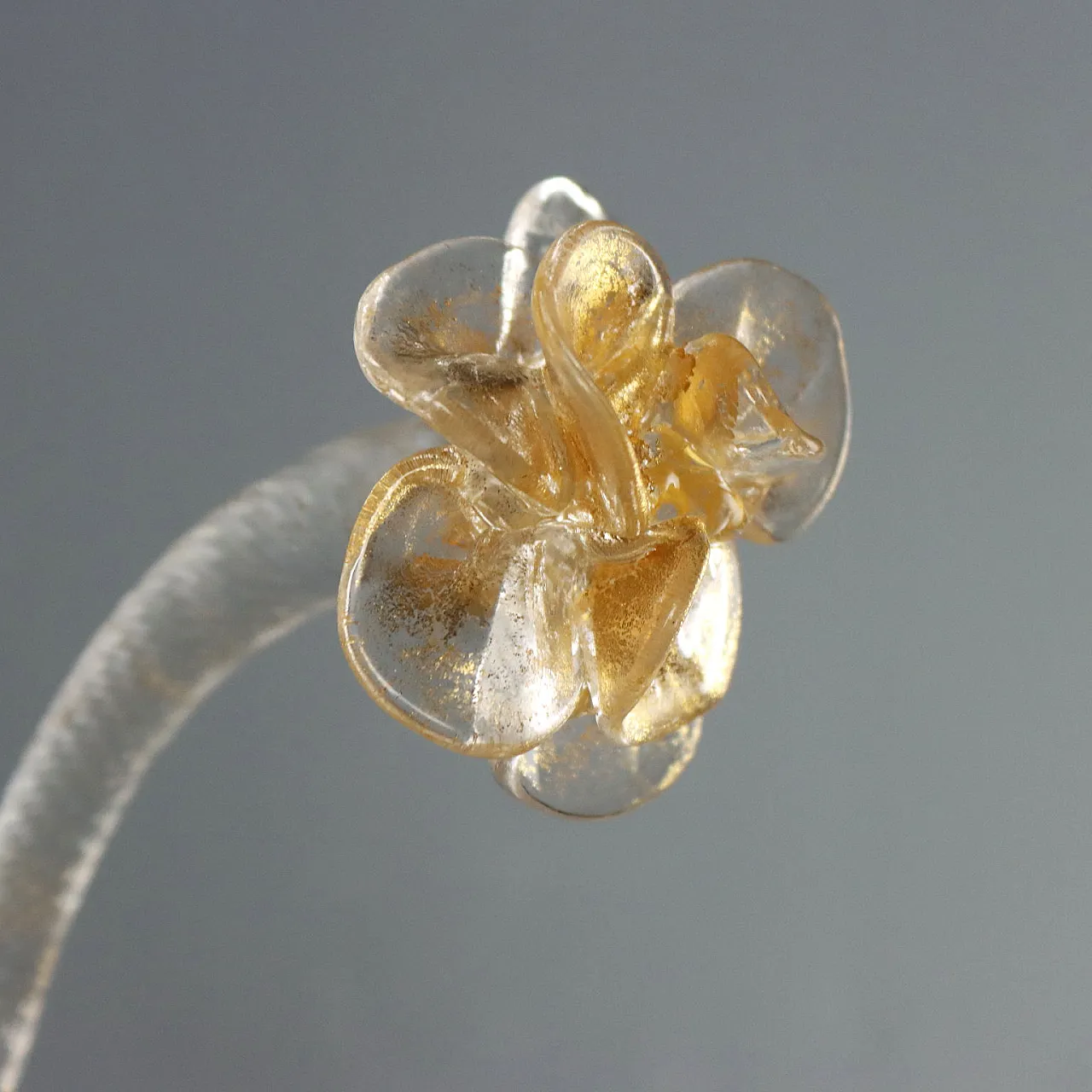 Pair of appliques in blown glass with gold shades, 20th century 4