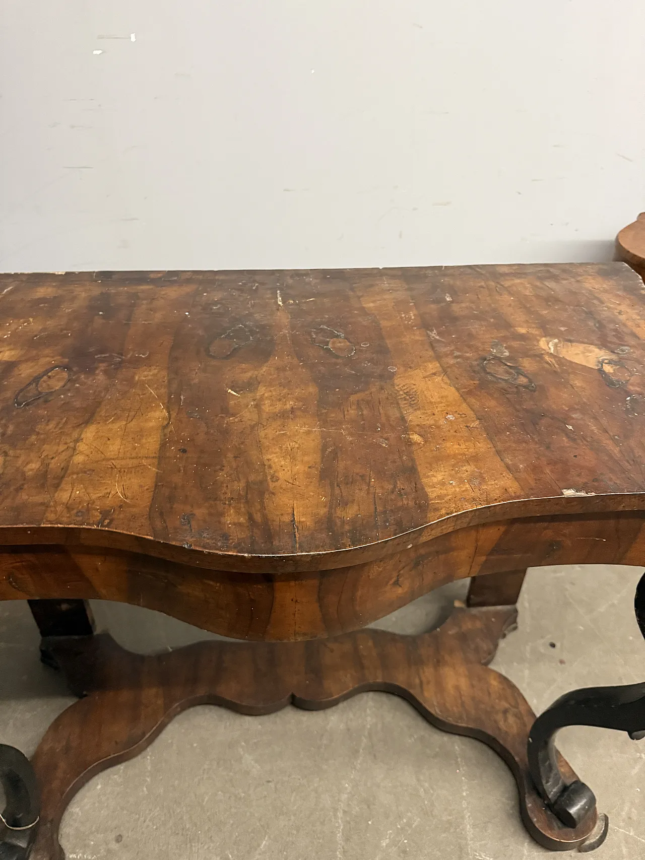Console in in solid walnut, 19th century 10