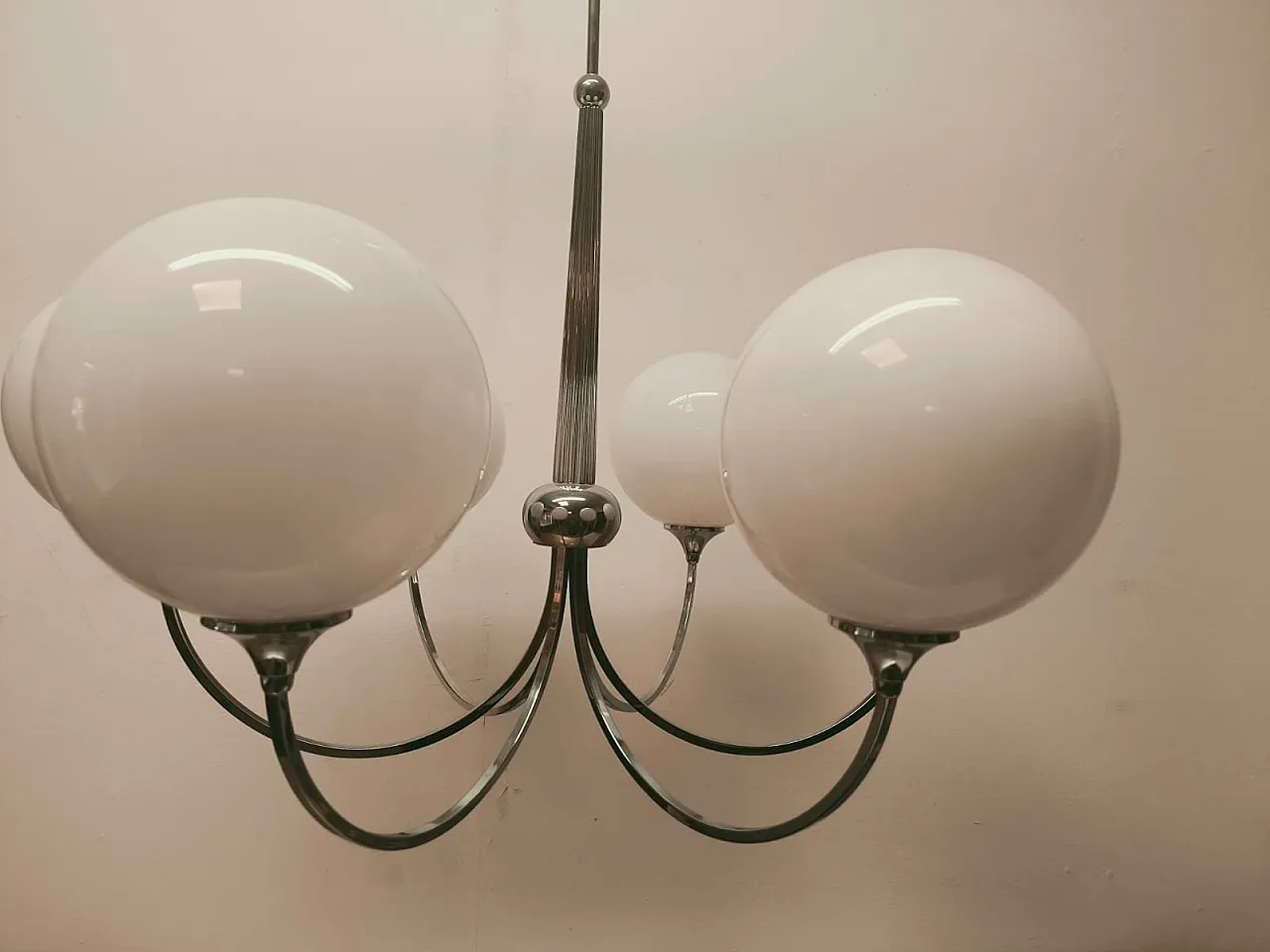 Lampadario a sei luci in metallo cromato con vetri sferici, anni '80 4