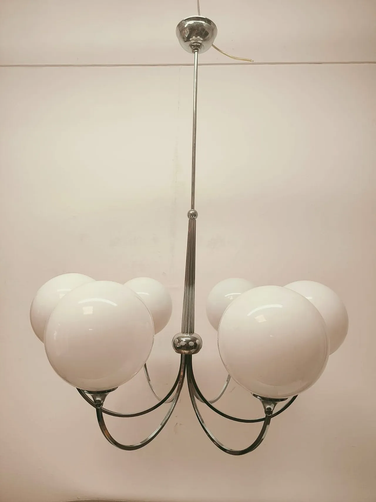 Lampadario a sei luci in metallo cromato con vetri sferici, anni '80 13