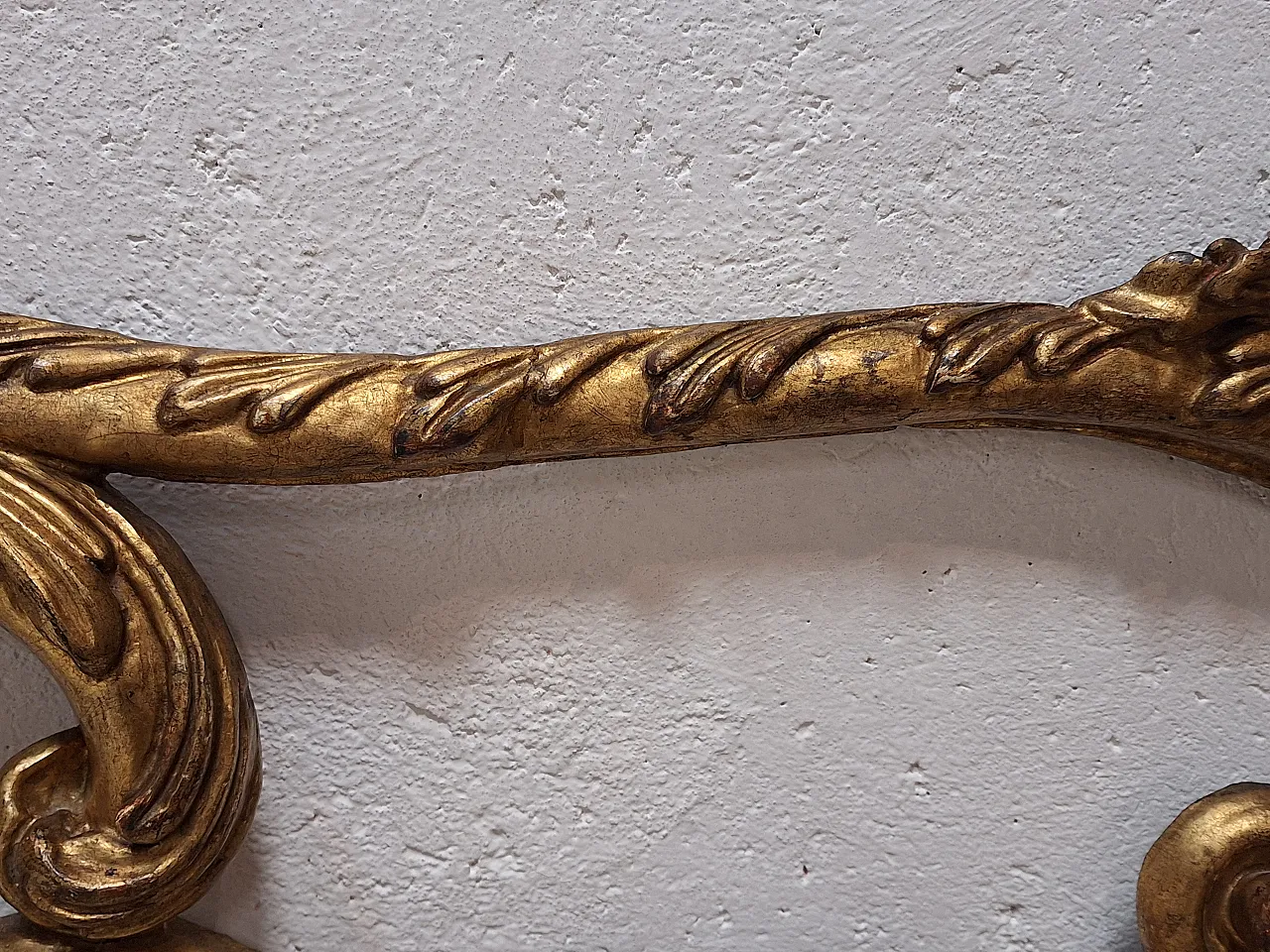 Baroque style headboard in carved and gilded wood, 19th century 8