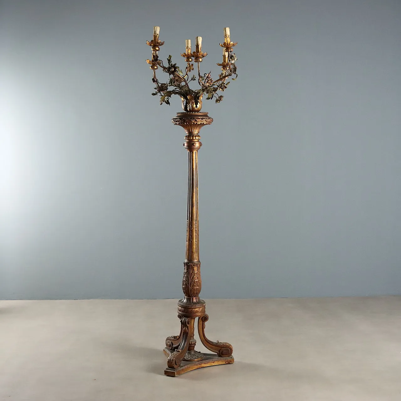 Carved and gilded wooden torch holders, 19th century 1