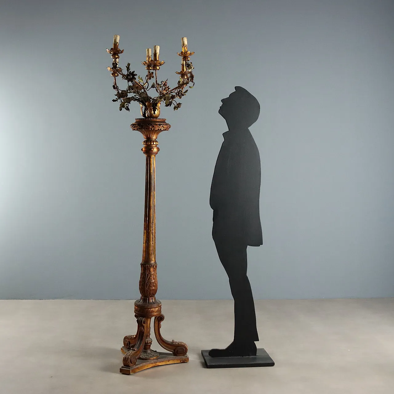 Carved and gilded wooden torch holders, 19th century 3