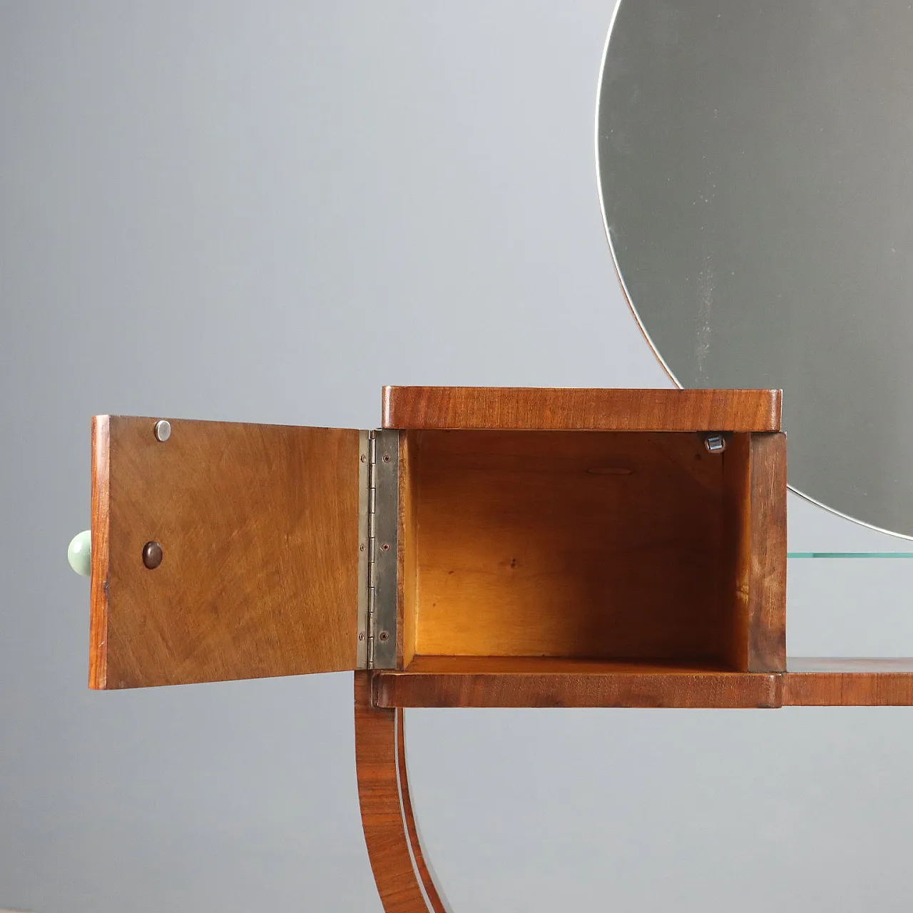 Art Deco toilet veneered in walnut pedule, 20th century 6