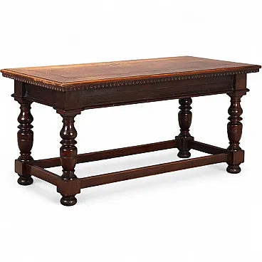 Walnut table with turned legs, 19th century