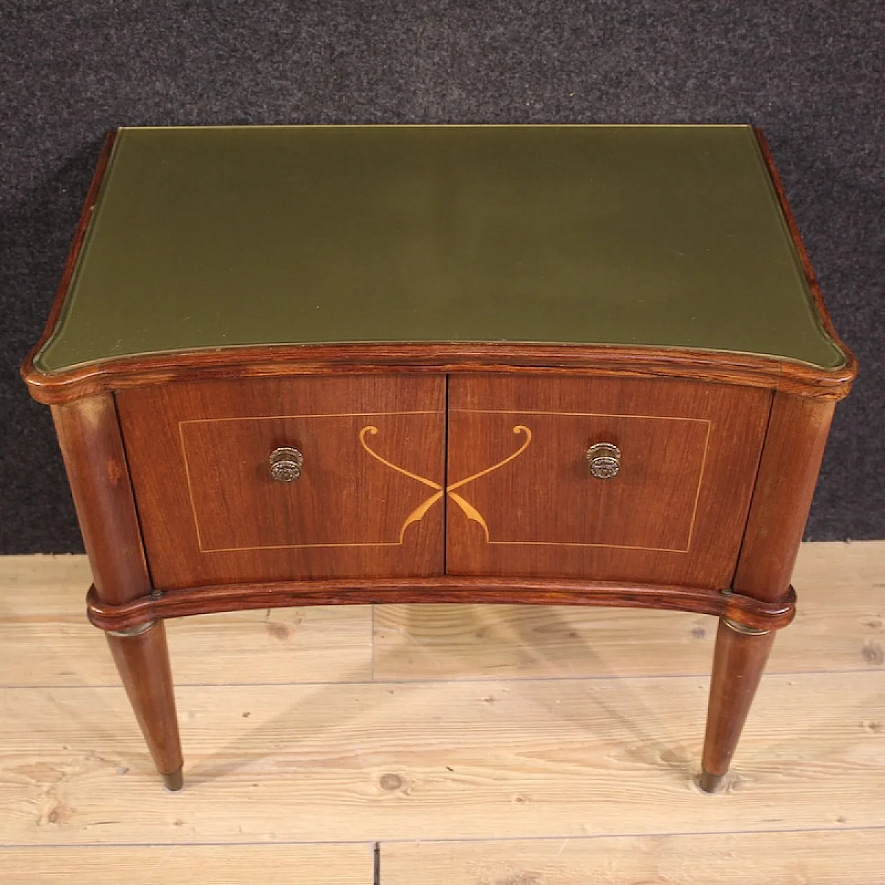 Pair of Paolo Buffa style bedside tables, 20th century 7