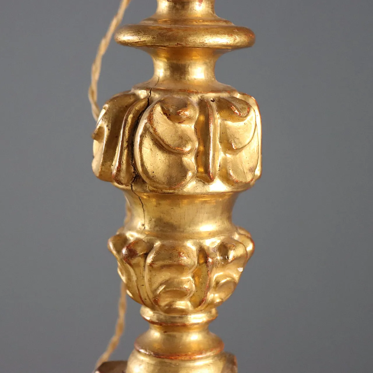 Carved and gilded wooden candelabra, 19th century 5