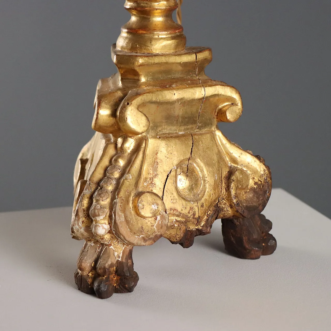 Carved and gilded wooden candelabra, 19th century 6