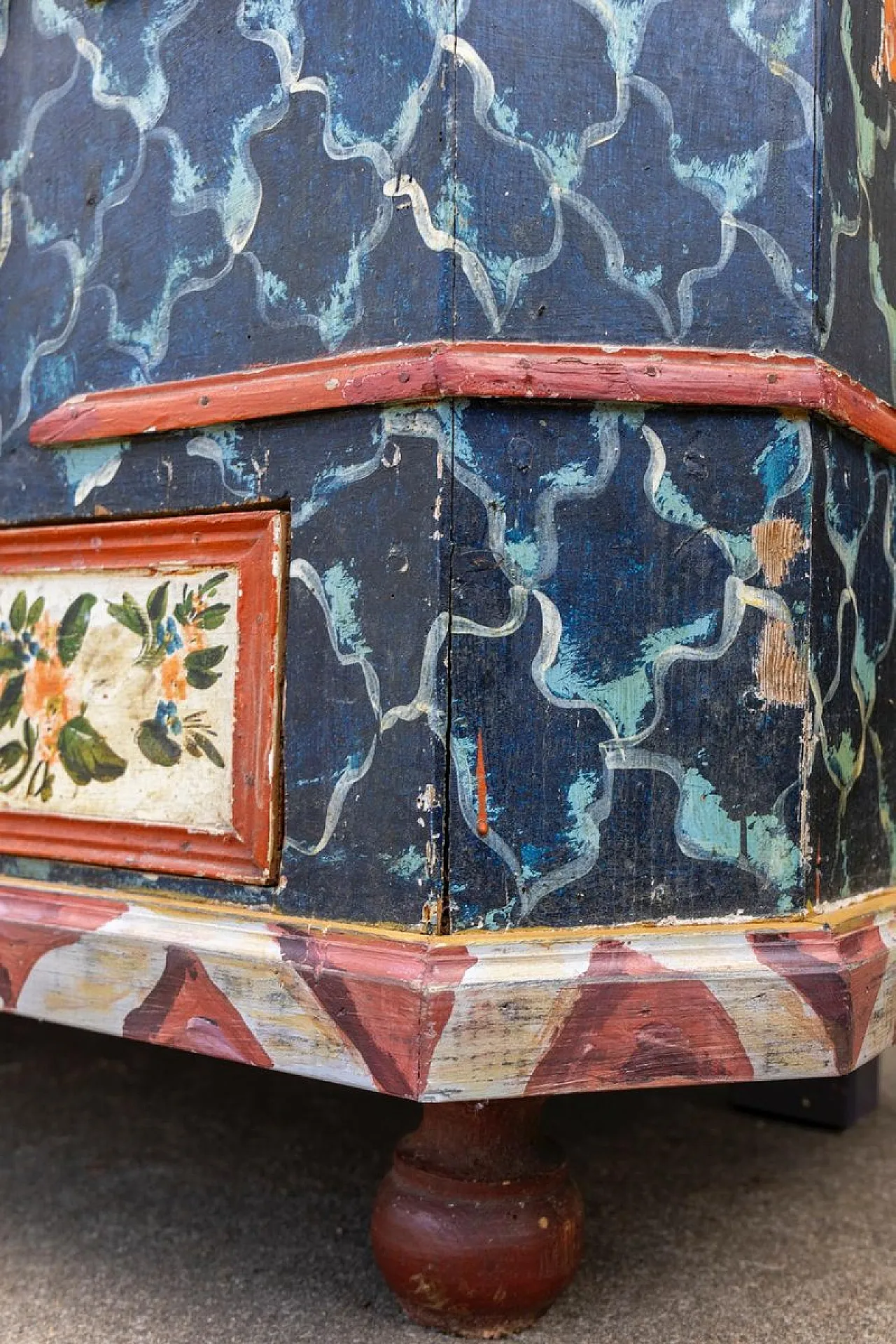 Baroque folk art hand-painted cabinet in wood, late 19th century 23