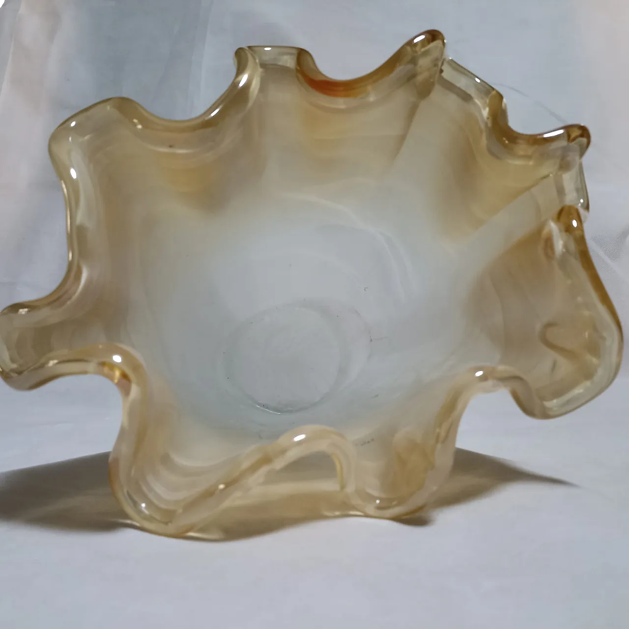 Murano handkerchief vase in Champagne and ivory colour 19