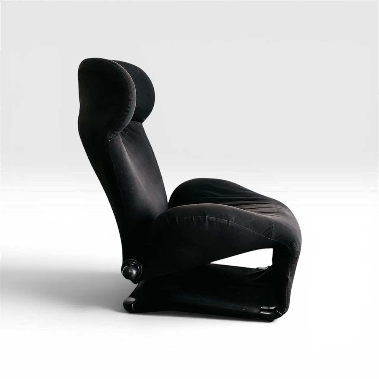 Wink lounge chair by Toshiyuki Kita for Cassina, 1980s 4