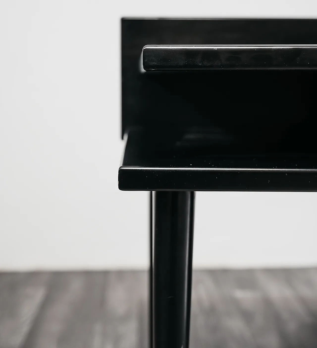 Bench with magazine table by Paolo Pallucco, 1980s 4