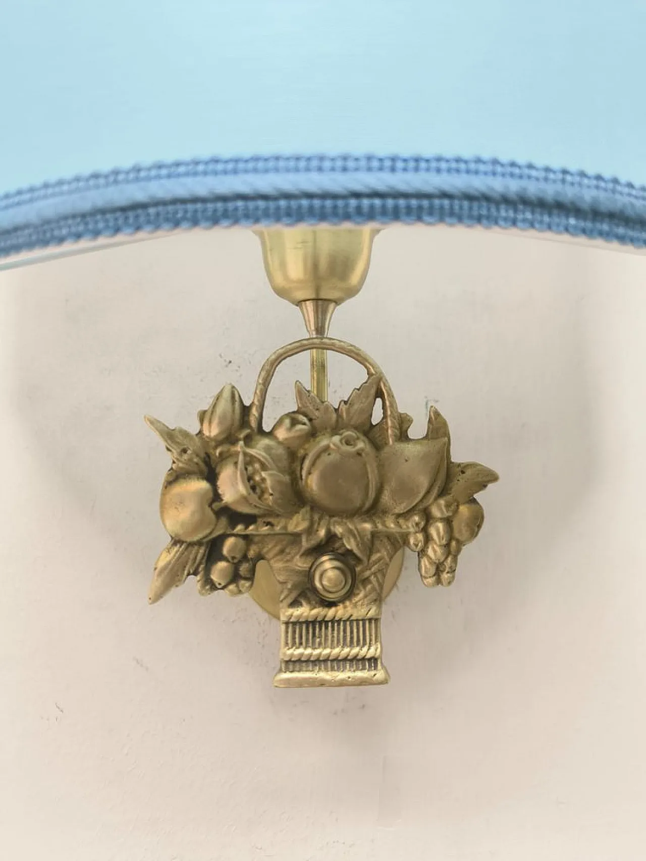 Fabric fan sconce with cast fruit decoration, 1950s 2