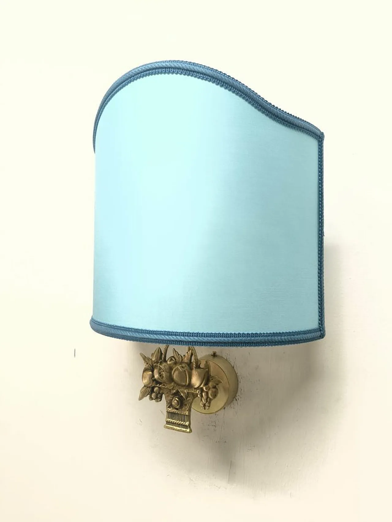 Fabric fan sconce with cast fruit decoration, 1950s 4