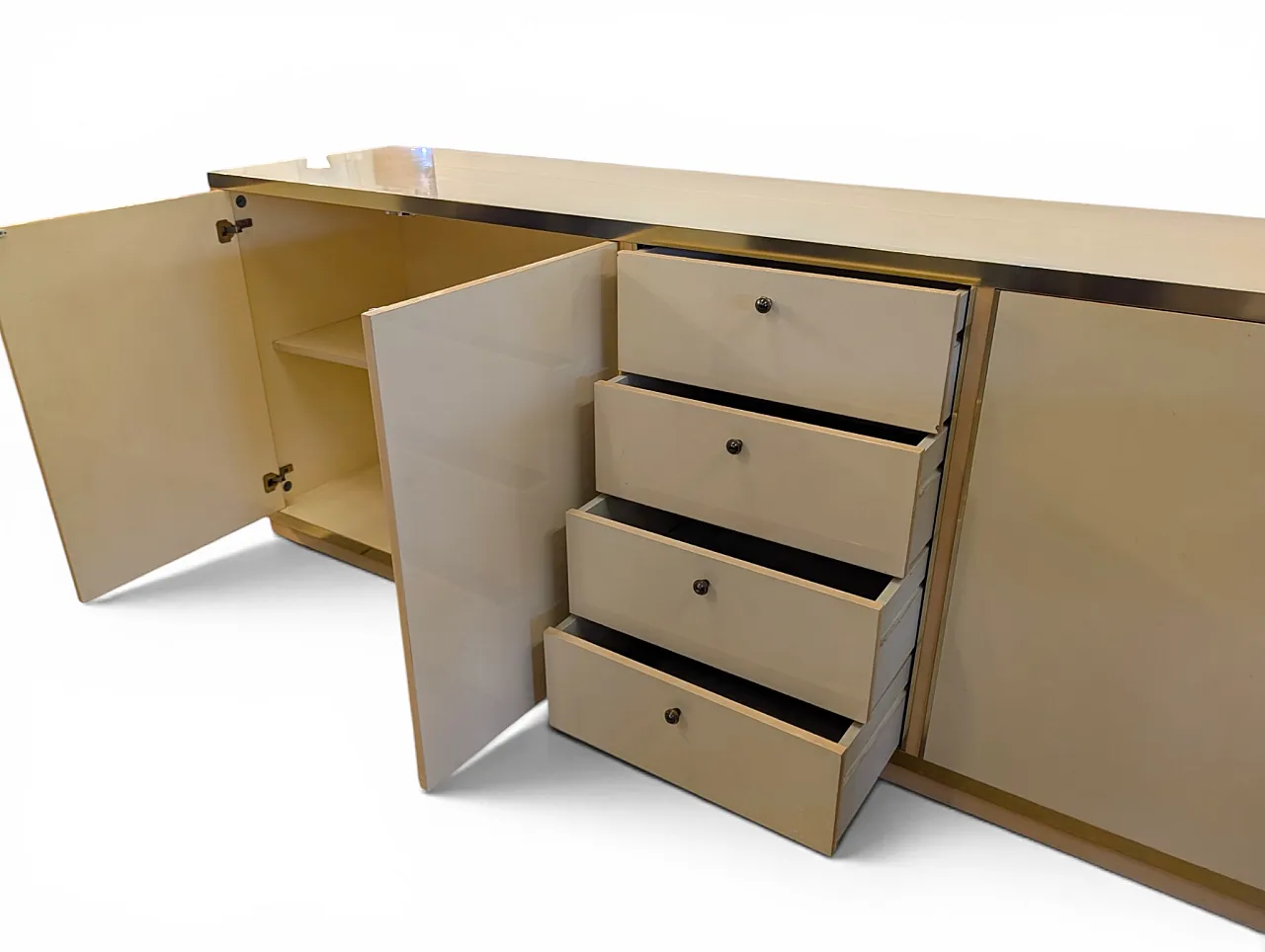 Buffet sideboard in beige and gold lacquered wood from the 70s 4