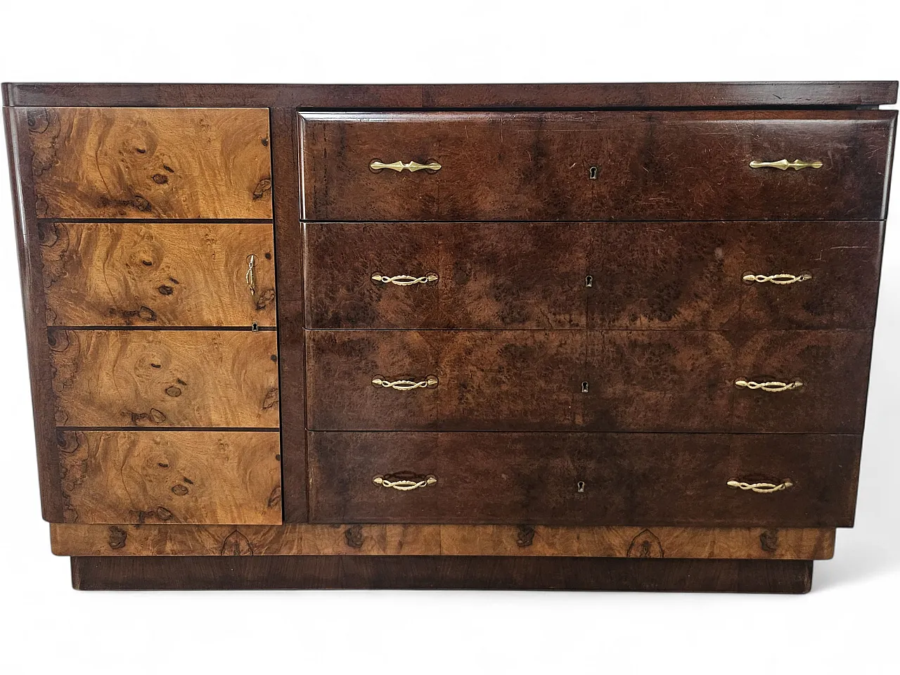 1940s Art Deco sideboard in walnut and blond walnut 23