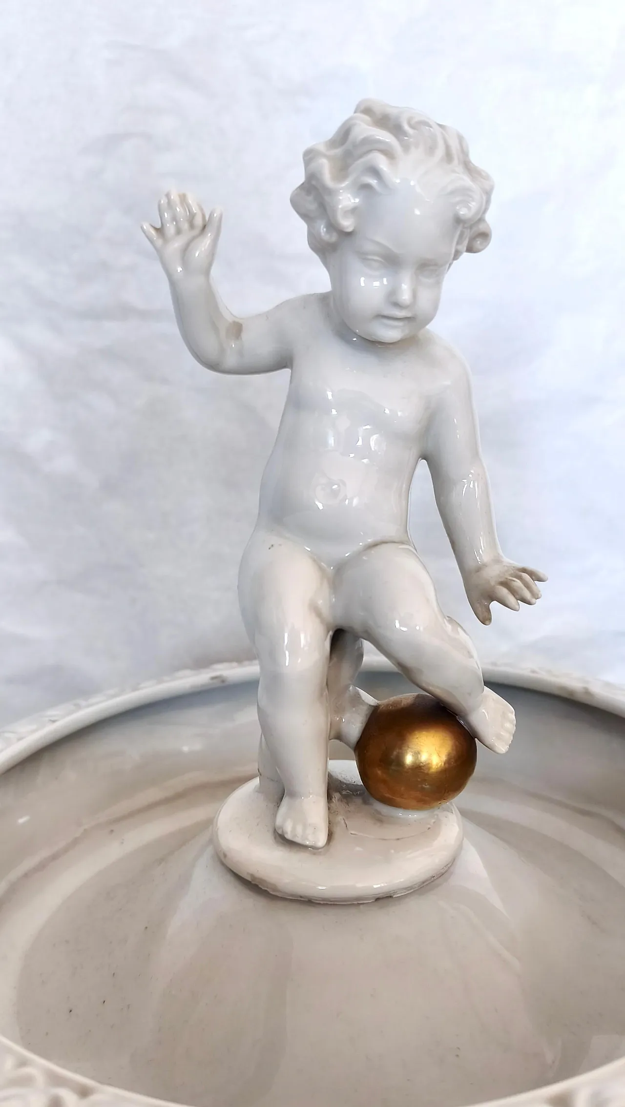 Ciotolina in porcellana di Karl Tutter per Schaubach Kunst, anni '30 5