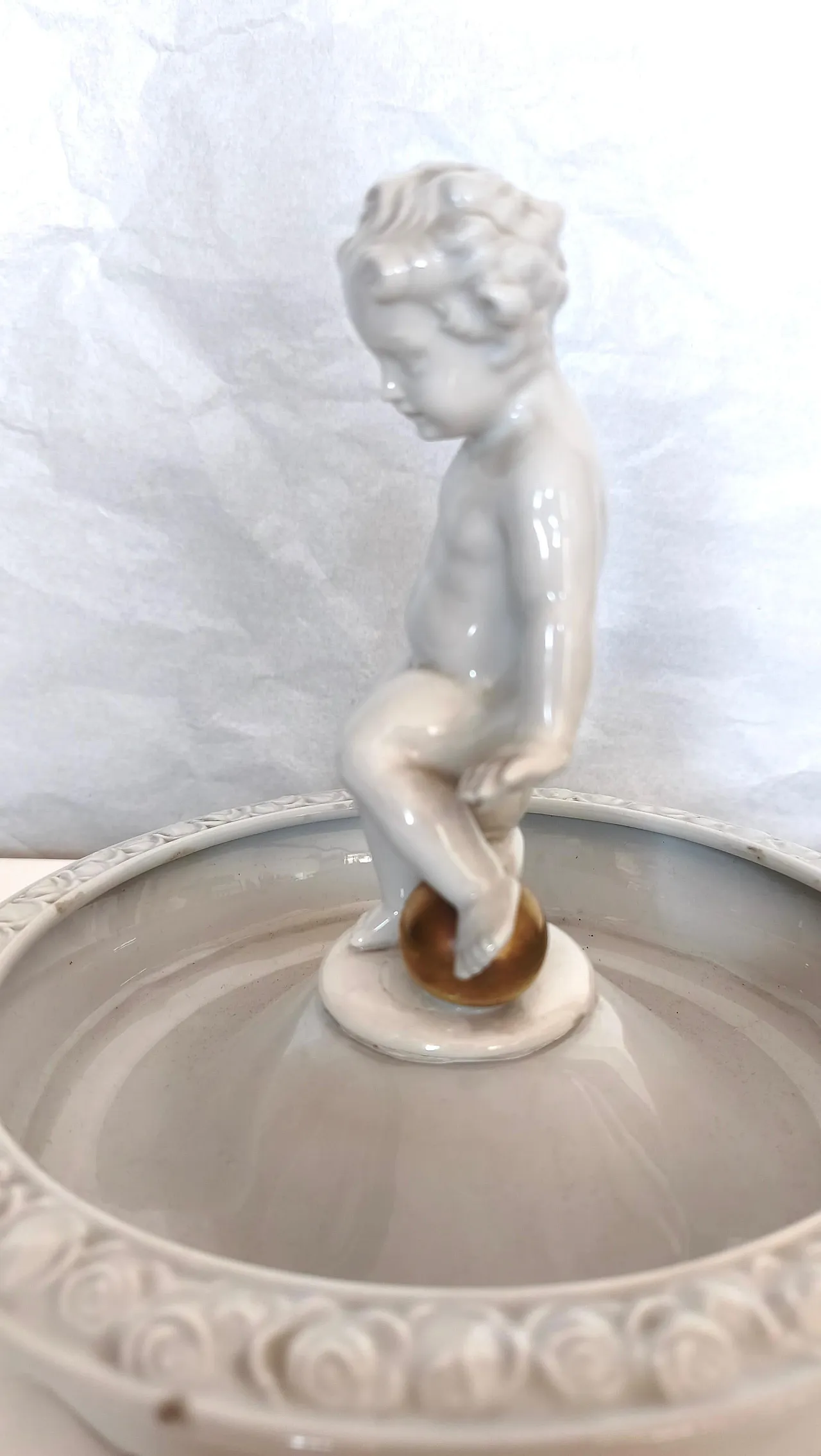 Ciotolina in porcellana di Karl Tutter per Schaubach Kunst, anni '30 6