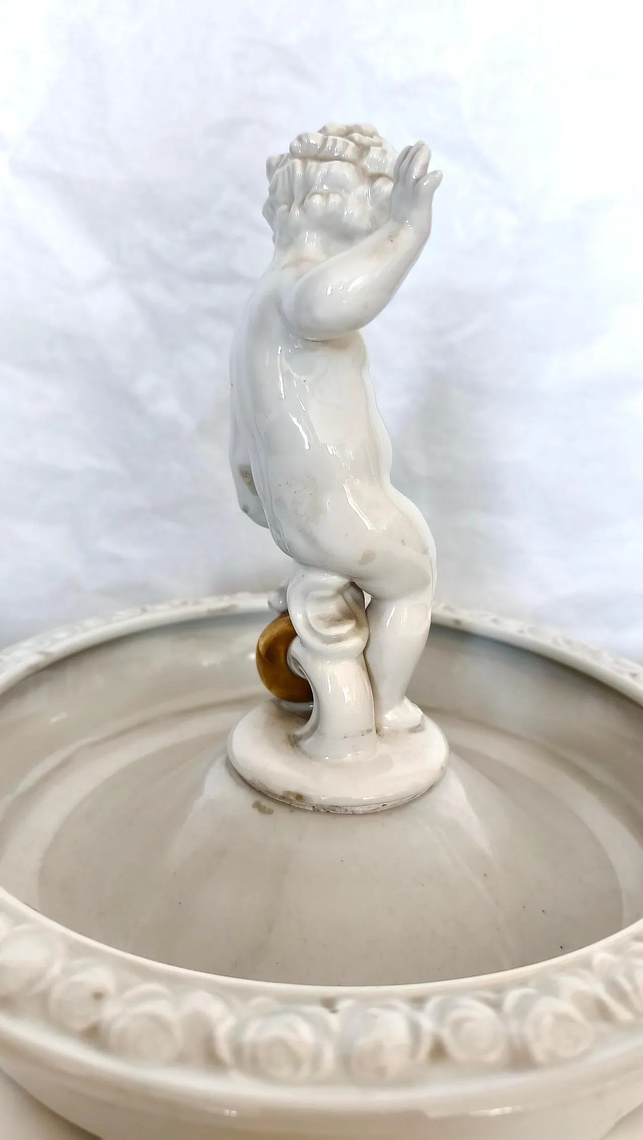 Ciotolina in porcellana di Karl Tutter per Schaubach Kunst, anni '30 10