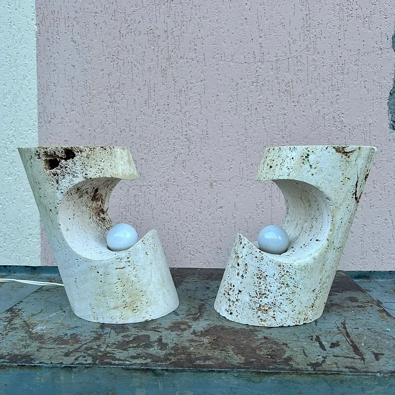 Pair of travertine lamps by Giuliano Cesari for Nucleo Sormani, 1970s 3