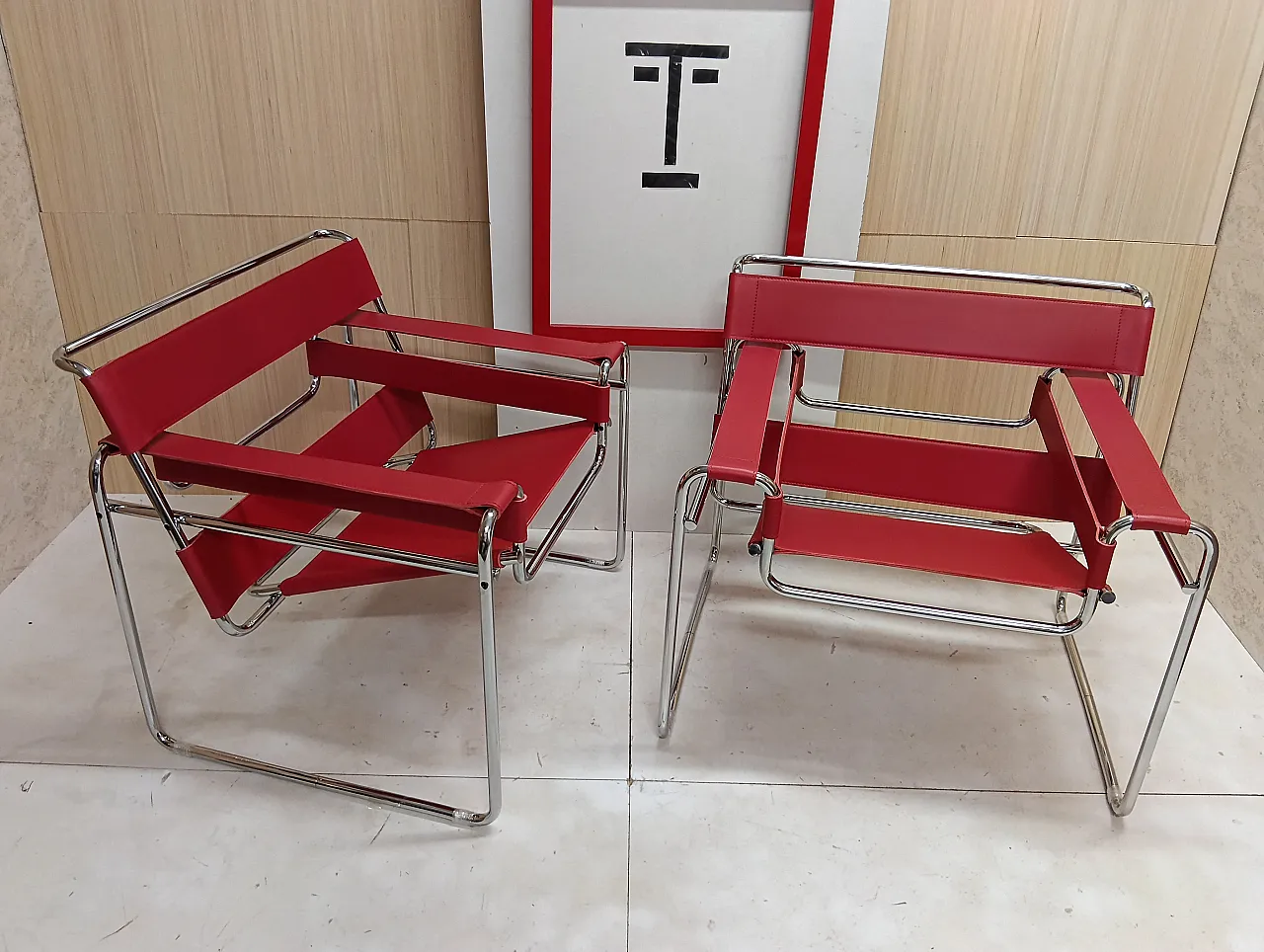 Pair of Knoll Studio 2 B3 WASSILY armchairs in red leather, 1920s 6
